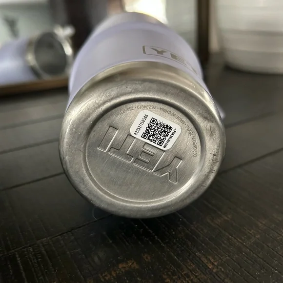 YETI Rambler 25 oz Tumbler with Handle and Straw Lid Cosmic Lilac - Picture 5 of 10